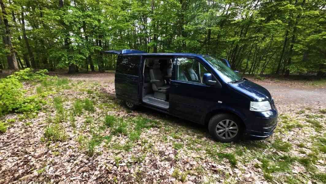 Volkswagen Multivan 2,5   Highline TDI 128kW - foto 19