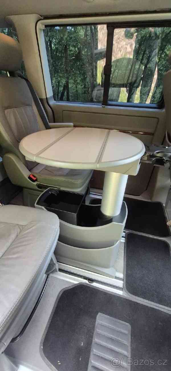 Volkswagen Multivan 2,5   Highline TDI 128kW - foto 6