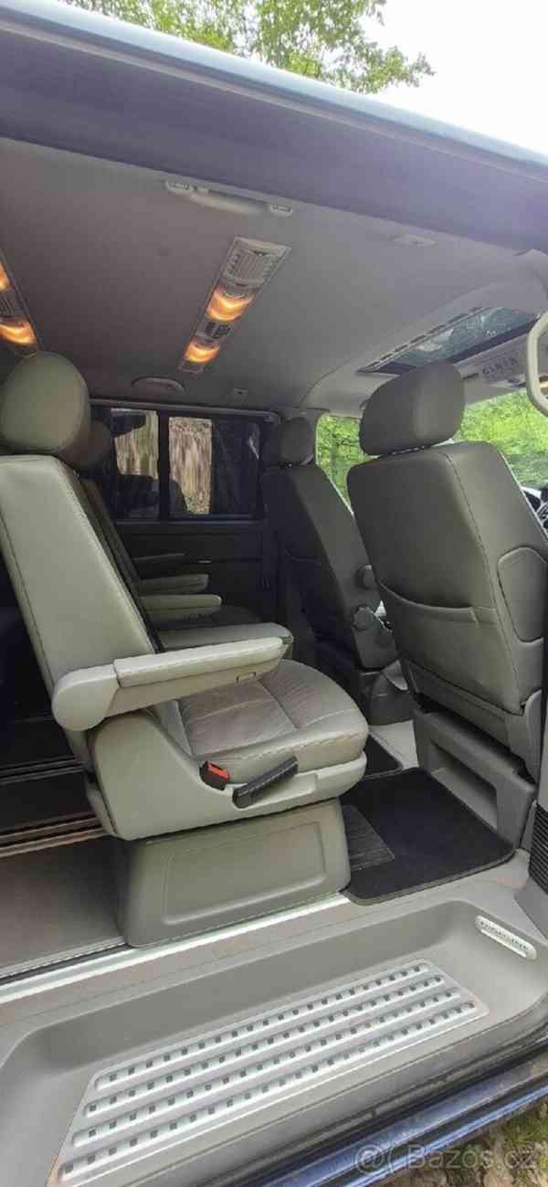 Volkswagen Multivan 2,5   Highline TDI 128kW - foto 8