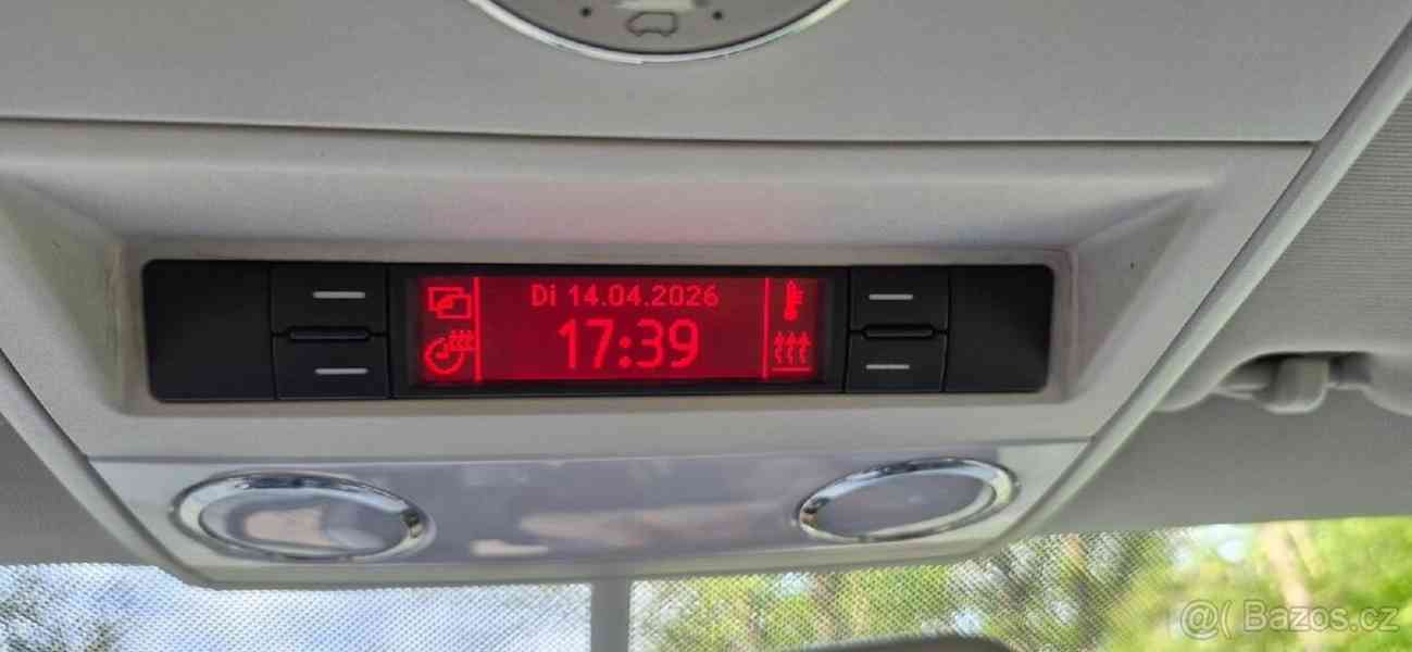 Volkswagen Multivan 2,5   Highline TDI 128kW - foto 9