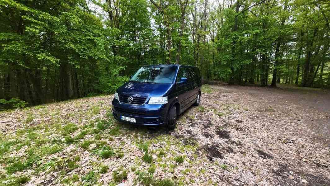 Volkswagen Multivan 2,5   Highline TDI 128kW - foto 1