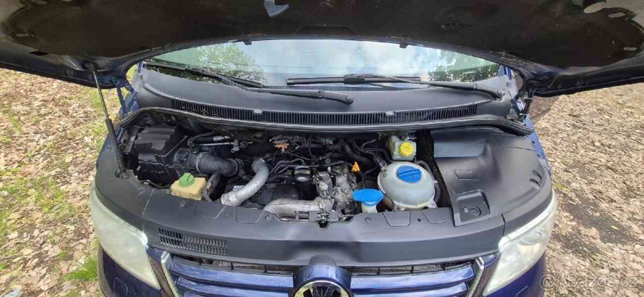 Volkswagen Multivan 2,5   Highline TDI 128kW - foto 15
