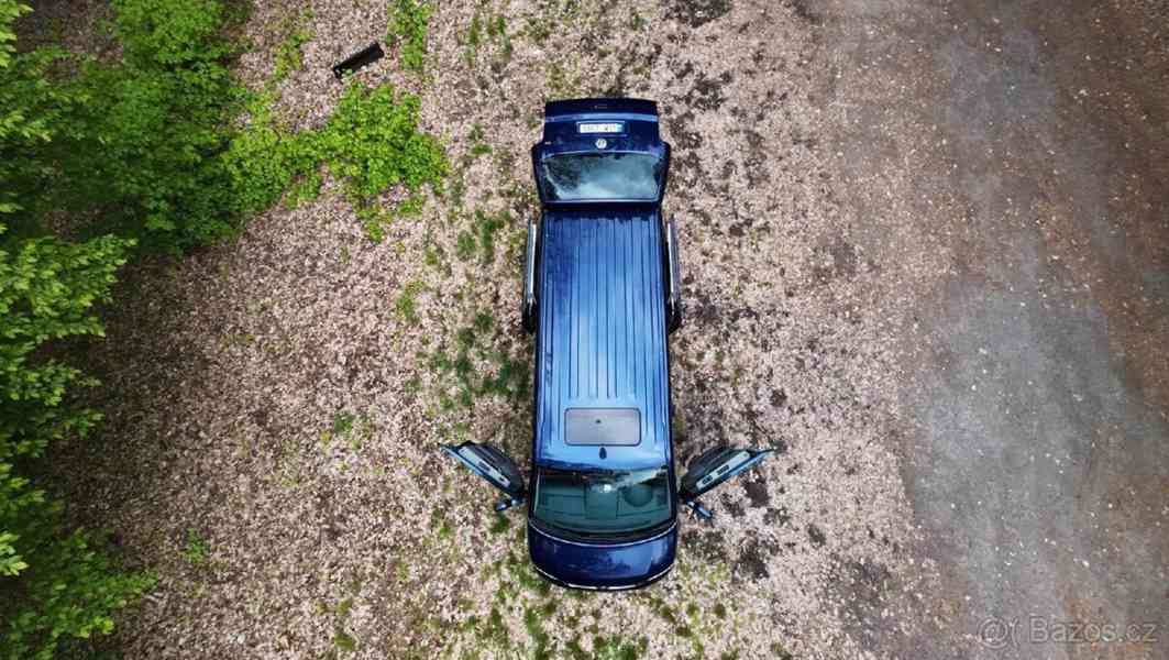Volkswagen Multivan 2,5   Highline TDI 128kW - foto 2