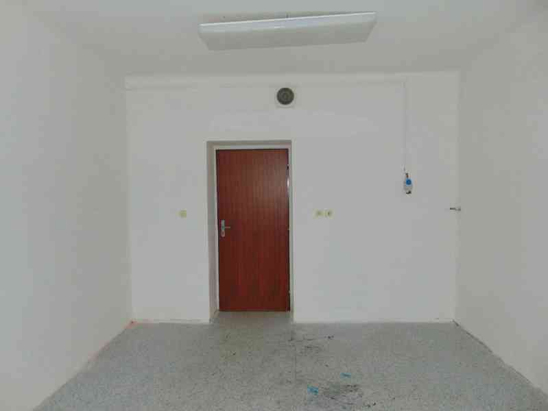 Pronájem sklady, 19 m² - Skuteč - foto 3