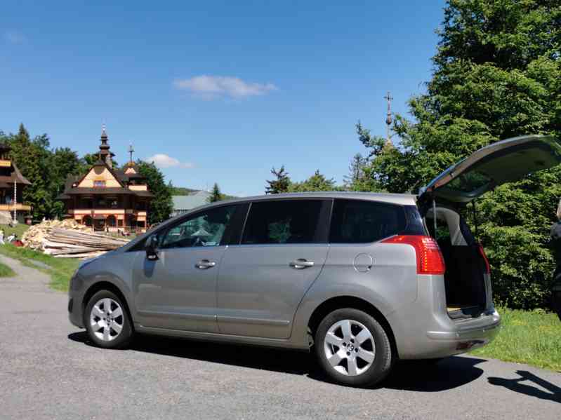 Peugeot 5008, Automat 1.6 HDI, 53.000 km, RV 2015, 1.majitel - foto 12