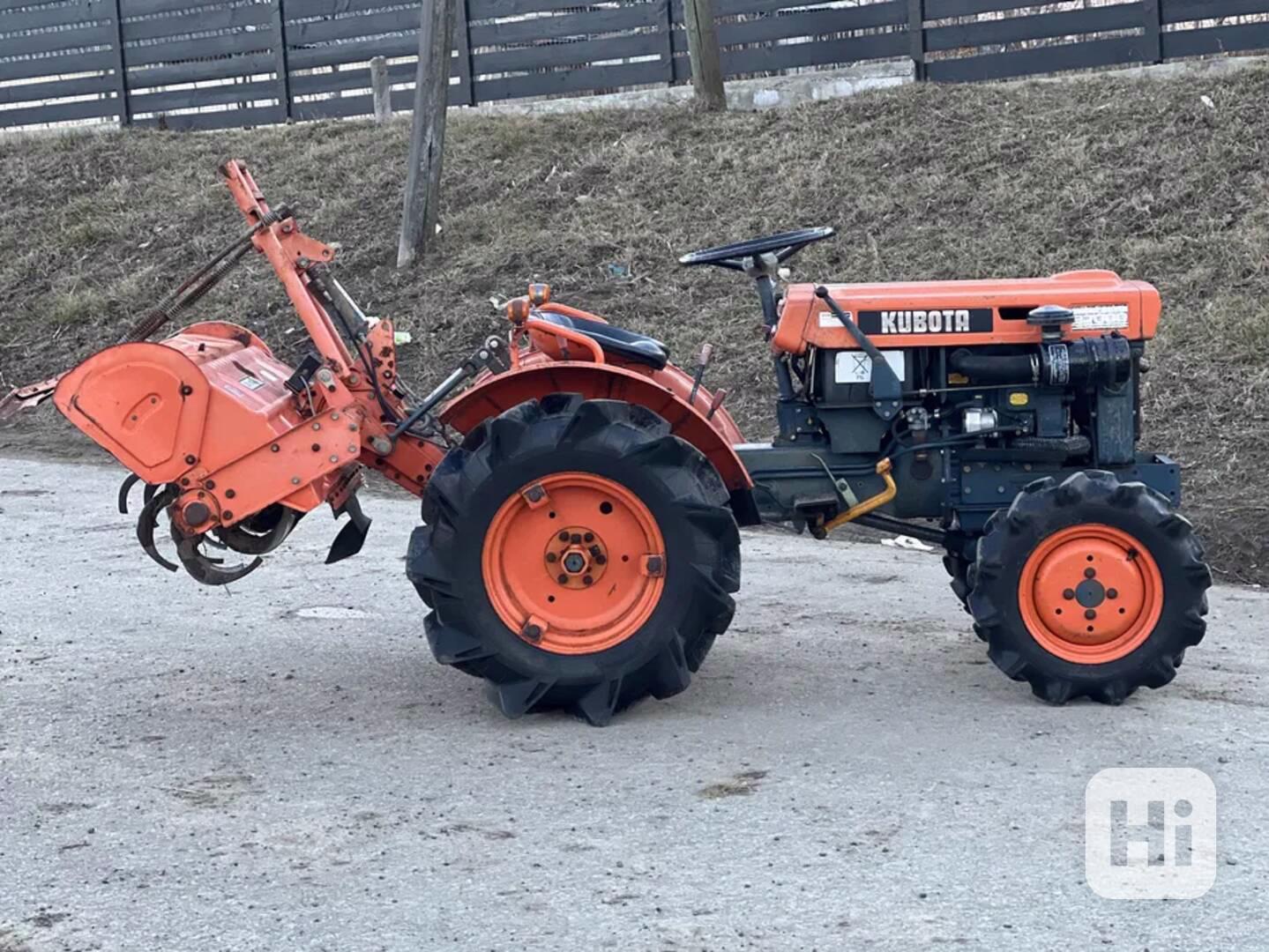 Traktor Kubota B7000 - Bazar - Hyperinzerce.cz