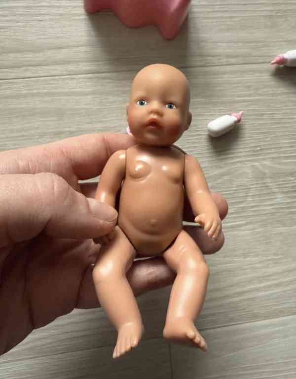 Panenka Baby Born Miniworld - foto 3
