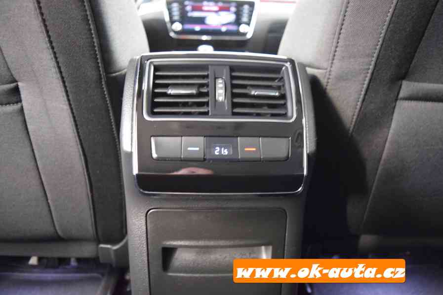 Škoda Superb 2.0 TDI STYLE MATRIX DSG 2023-DPH  - foto 13