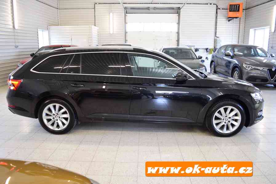 Škoda Superb 2.0 TDI STYLE MATRIX DSG 2023-DPH  - foto 6