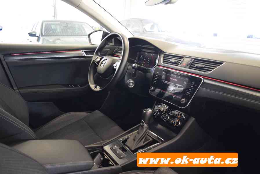 Škoda Superb 2.0 TDI STYLE MATRIX DSG 2023-DPH  - foto 15