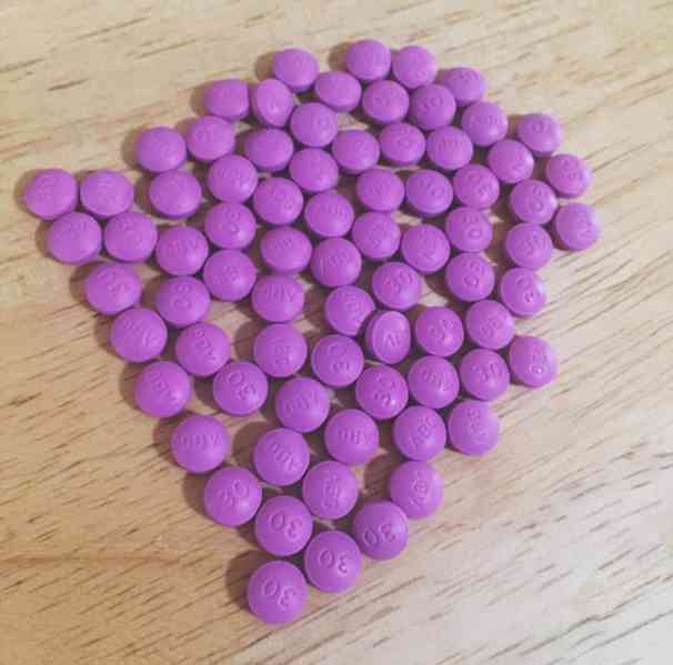 Get the best deals on counterfeit fake money