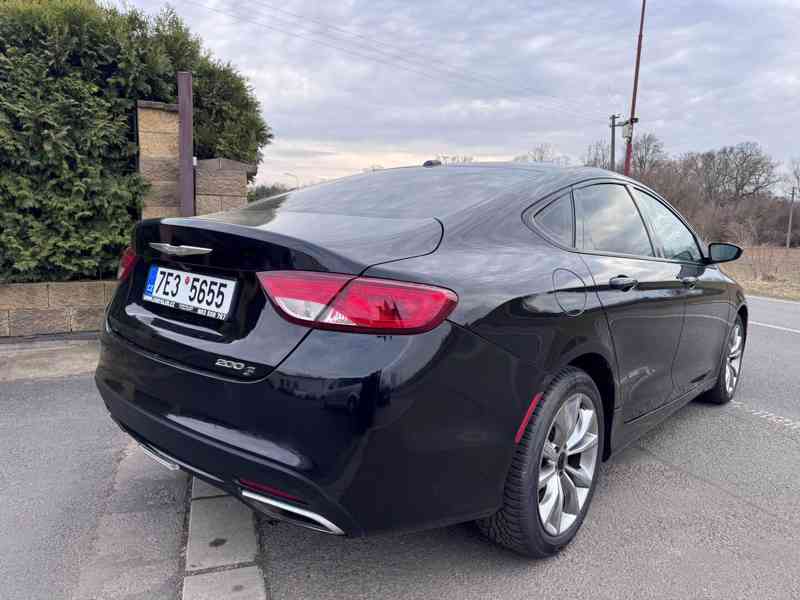  Chrysler 200S Limited 2,4 Kůže Klima 2015 - foto 4