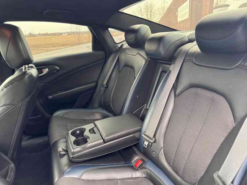  Chrysler 200S Limited 2,4 Kůže Klima 2015 - foto 12