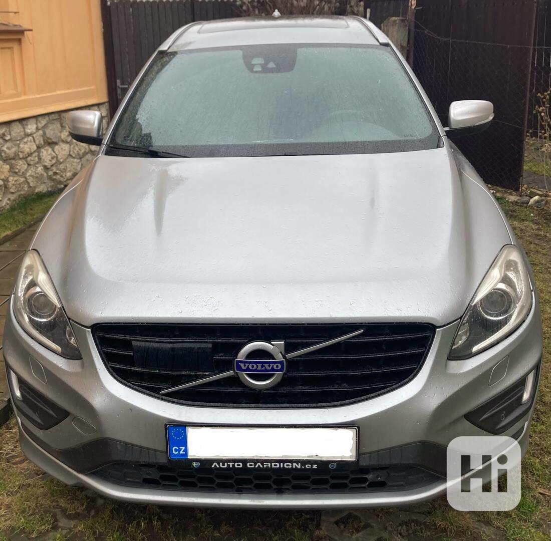 Volvo XC 60 - foto 1