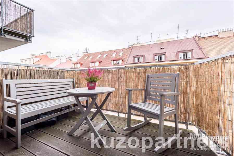 Prodej bytu- slunný LOFT o dispozici 2kk, 52m2, balkón, Praha 8-Libeň, ul. U Libeňského pivovaru - foto 3