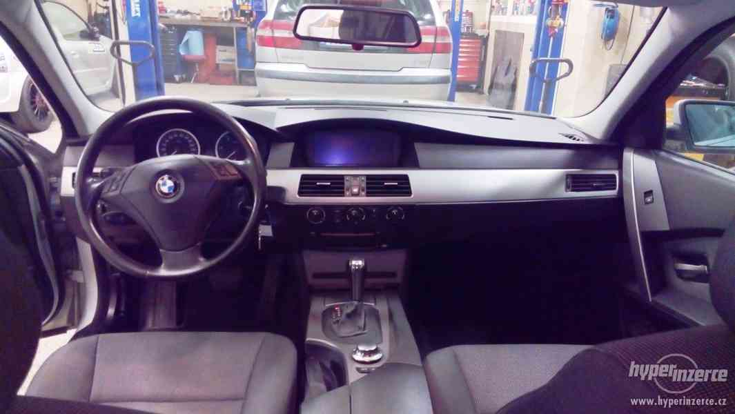 BMW E60 525d r.v. 2005 - foto 13
