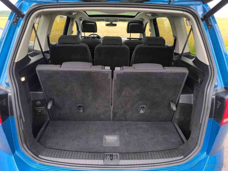 Volkswagen Touran 2,0 TDI 110 kW, 2017, 7-místný - foto 17