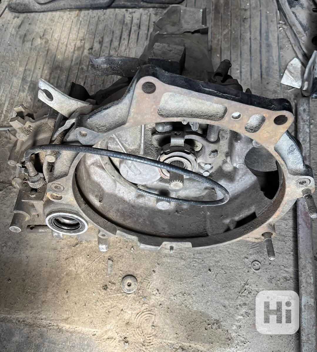 FELICIA 1.9D převodovka na diesel - foto 1