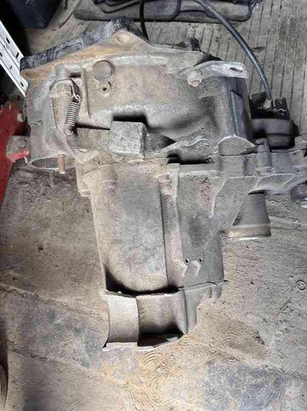 FELICIA 1.9D převodovka na diesel - foto 3