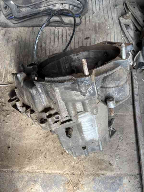 FELICIA 1.9D převodovka na diesel - foto 2