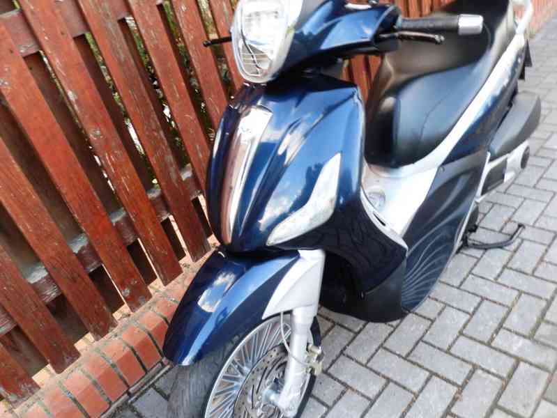Piaggio Beverly 300 - foto 9