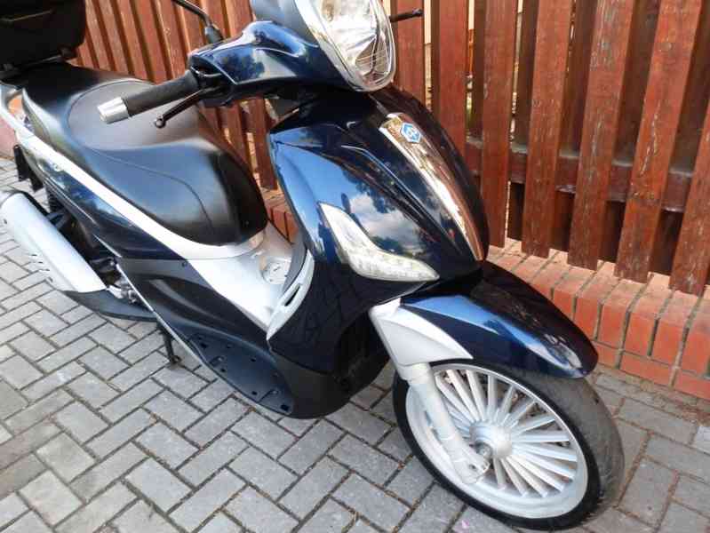 Piaggio Beverly 300 - foto 21