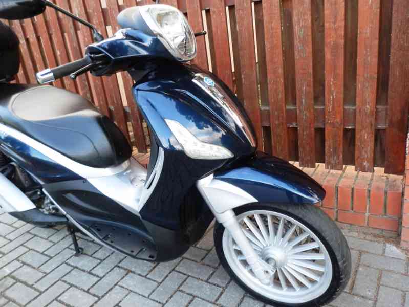 Piaggio Beverly 300 - foto 24