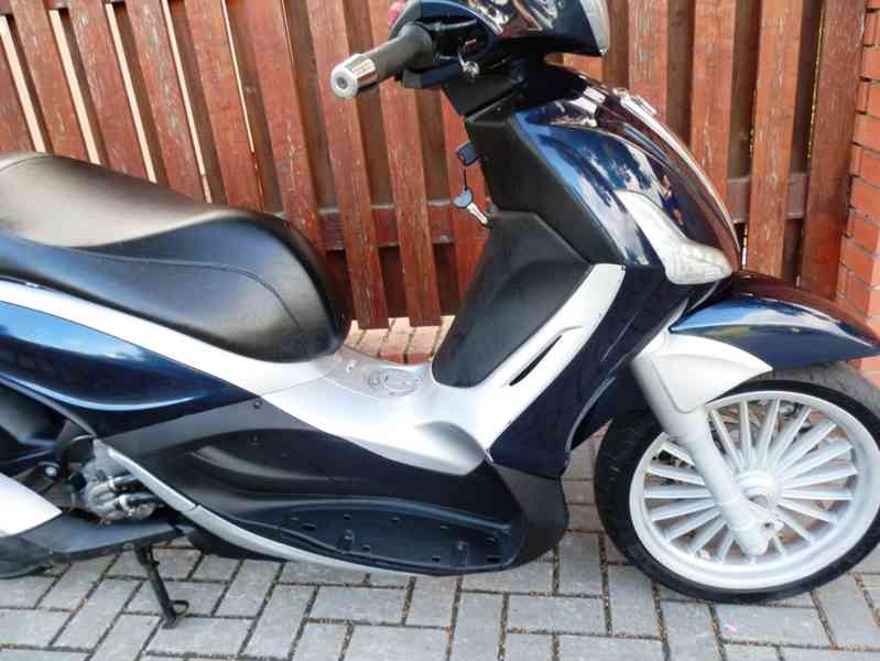 Piaggio Beverly 300 - foto 19