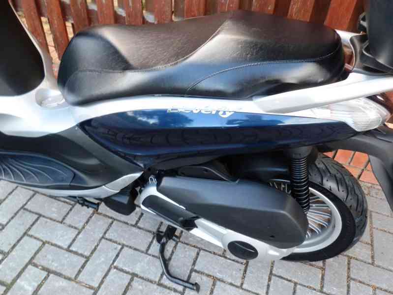 Piaggio Beverly 300 - foto 12