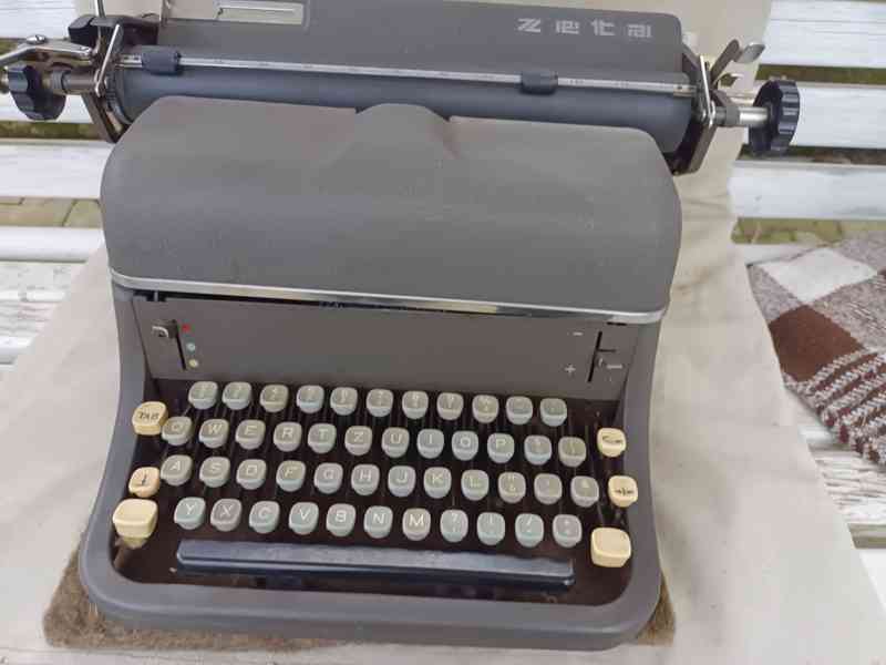 Psací stroj ZETA - foto 3