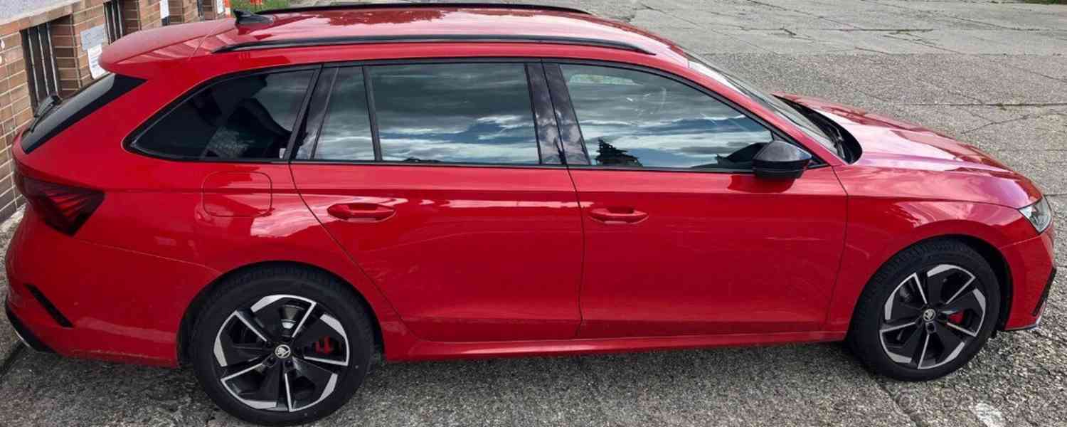 Škoda Octavia RS iV plug-in hybrid (2021) - foto 1