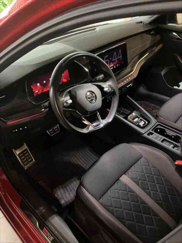 Škoda Octavia RS iV plug-in hybrid (2021) - foto 3