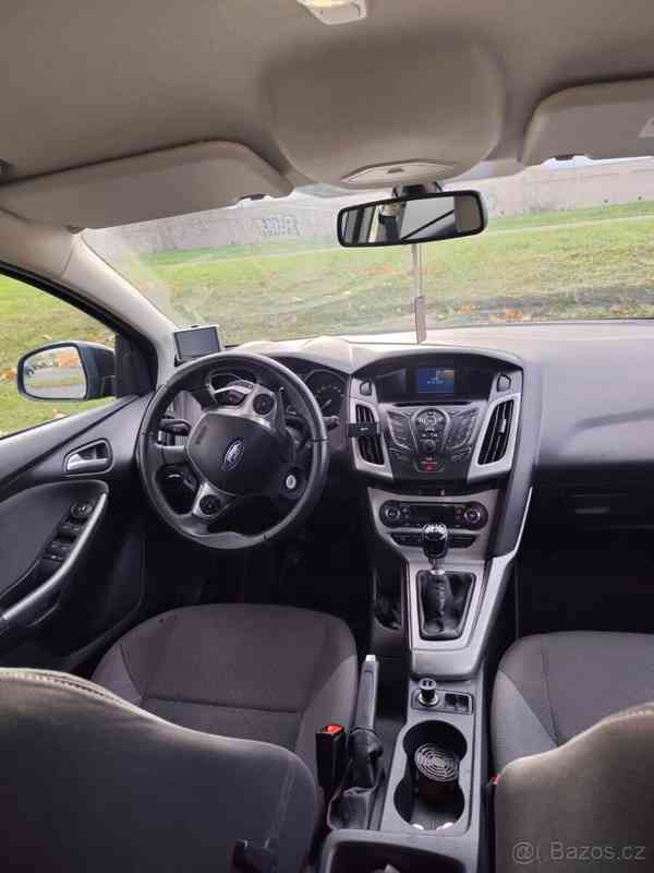 Ford Focus 1,6   mk3 2011 - foto 8