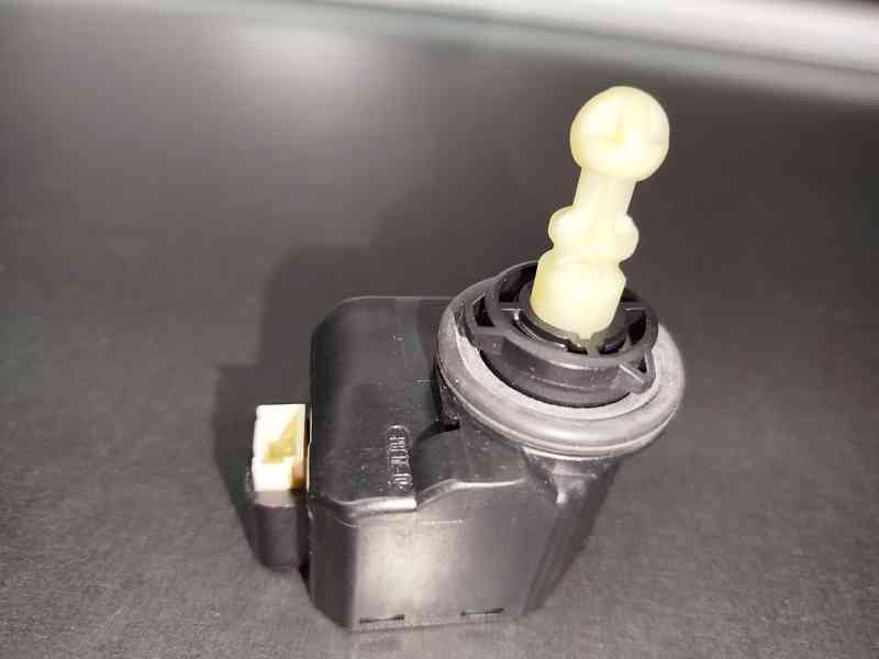 Nový motorek naklápění světel HELLA (010 553-01) – 2 ks - foto 2