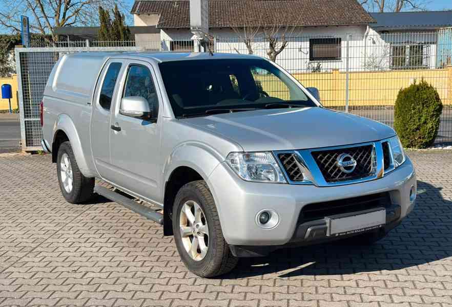 Nissan Navara 2,5DCi King Cab SE 140kw - foto 4