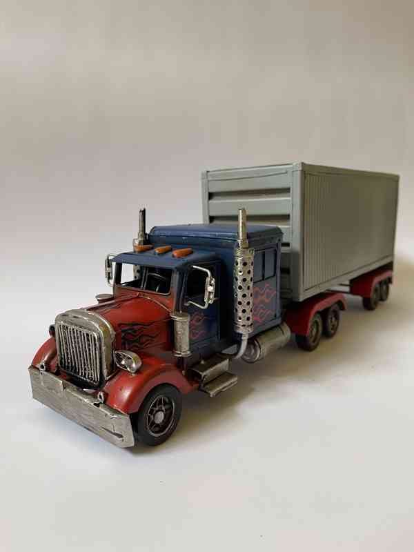 Kovový model - kamion s kontejnerem - ruční práce - foto 2