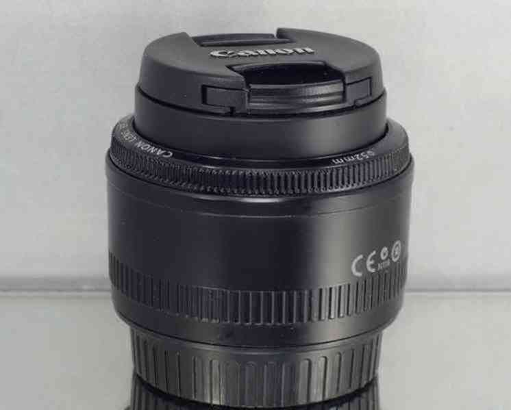 Canon EF 50mm f/1.8 II *full-frame Pevný Objektiv* - foto 5