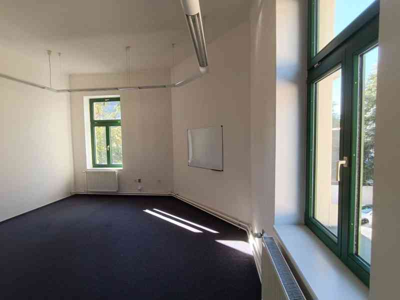 Pronájem kanceláří v Ostravě, 42m2, bez provize RK - foto 2