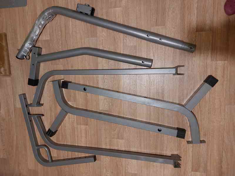 Stojan na boxovací pytel - foto 2