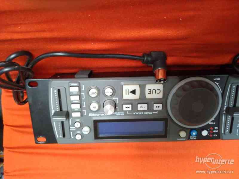 Dvojitý přehrávač pro DJe (CD USB SD MP3)Omnitronic XDP-2800 - foto 12