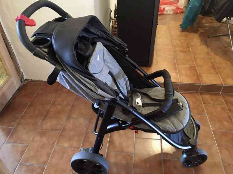 Kočárek Joie Litetrax 4, Chromium - foto 4