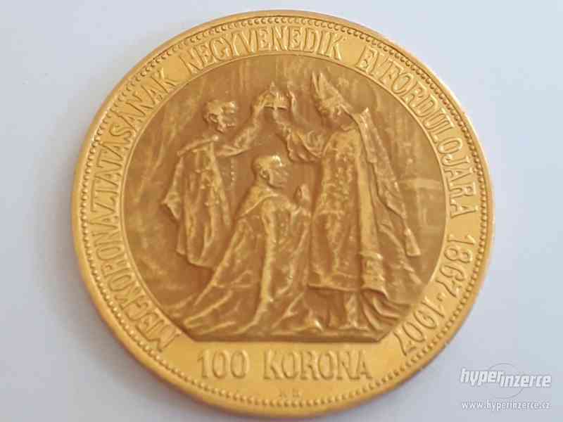 100 koruna - pamětní na 40 let od korunovace - foto 2