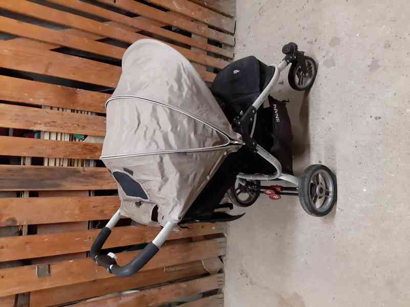 Kočárek/golfky Valco baby SNAP 4 s příslušenstvím - foto 2