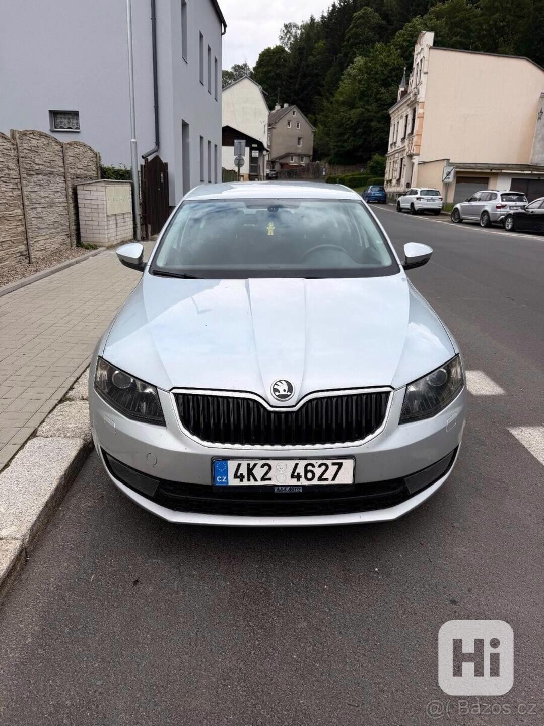 Škoda Octavia 1,6   3 - foto 1