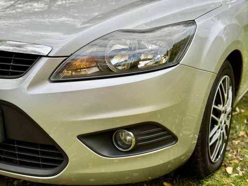 Ford Focus 1.6 16V 85kW Ti-VCT - foto 7