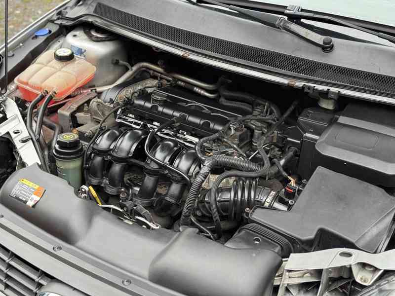 Ford Focus 1.6 16V 85kW Ti-VCT - foto 20