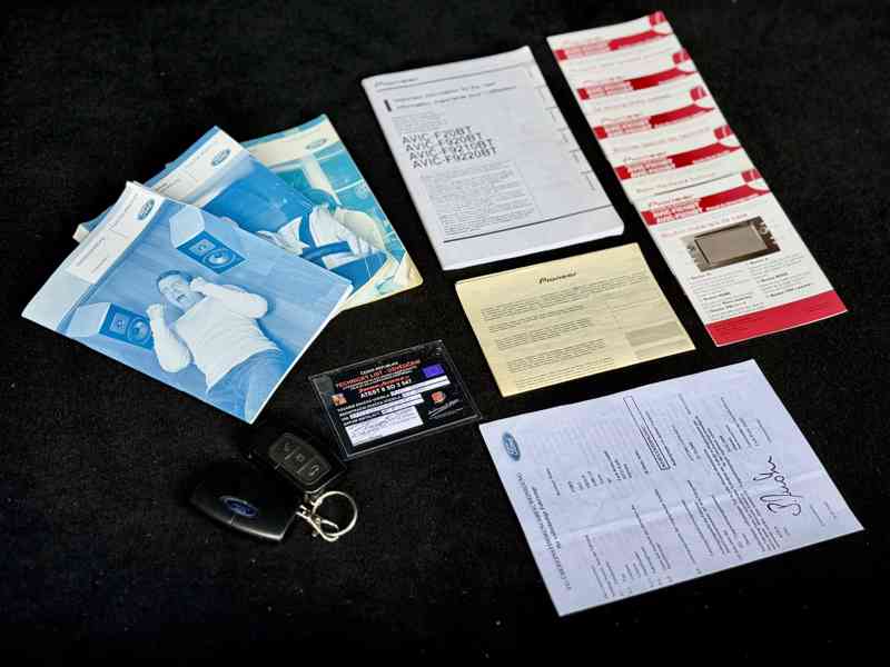 Ford Focus 1.6 16V 85kW Ti-VCT - foto 22