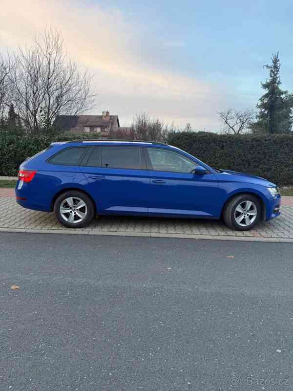 Škoda Superb 2,0   TDI DSG 2022 Rok 110 kw - foto 5