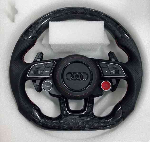 Audi volant  - foto 1
