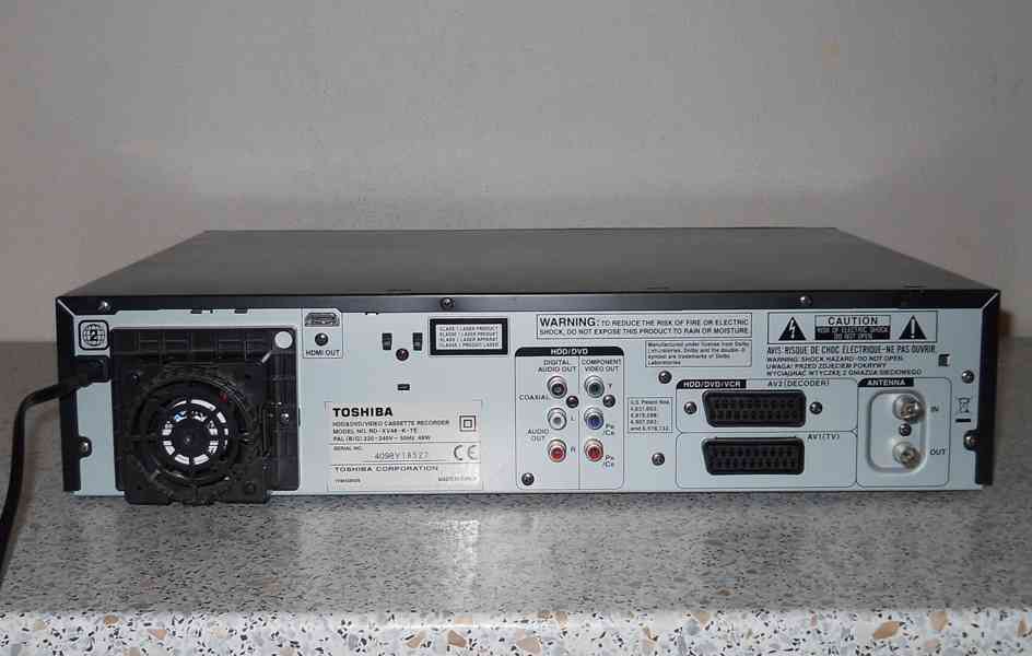 ⚠️VHS-HDD-DVD rekordér Toshiba RD-XV48 - foto 8